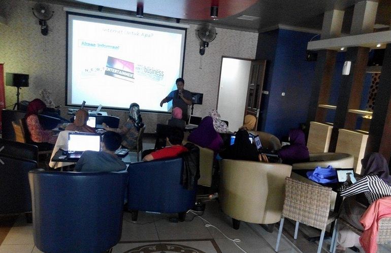 Workshop Bisnis Online “Sekali Posting Langsung Closing” Bandung